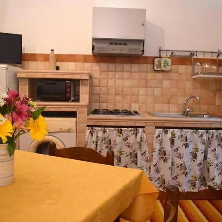 Domus - Dormire A - Casa Veroli