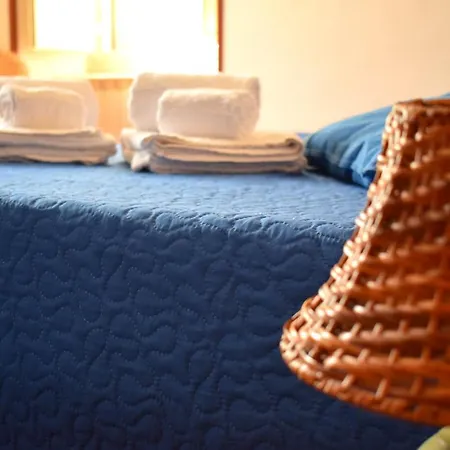 Domus - Dormire A - Casa *